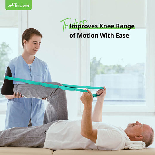 Physical therapy knee recovery exercise with Trideer stretching band